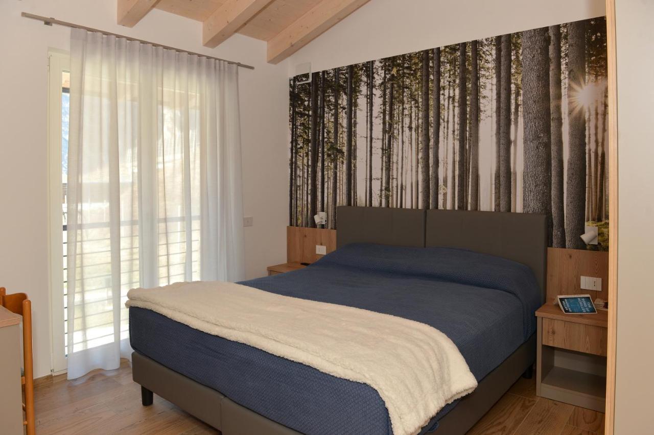 Bed And Breakfast Navis Nave San Rocco Exteriör bild