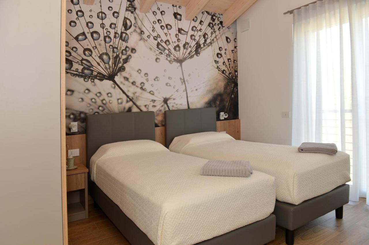 Bed And Breakfast Navis Nave San Rocco Exteriör bild